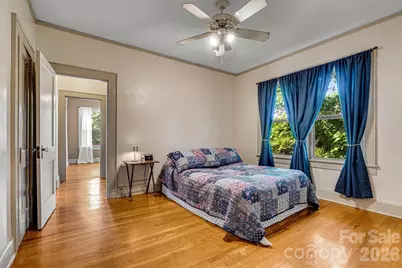 220 W 8th Street, Newton, NC 28658 - Photo 16