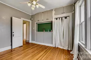 220 W 8th St, Newton, NC 28658 - Photo 20