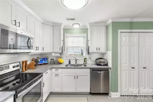 100 Centerview St, Belmont, NC 28012 - Photo 8