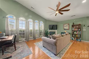 1110 Newfound Hollow Dr, Charlotte, NC 28214 - Photo 8