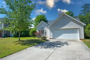 1110 Newfound Hollow Dr, Charlotte, NC 28214 - Photo 2