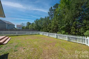 1110 Newfound Hollow Dr, Charlotte, NC 28214 - Photo 32