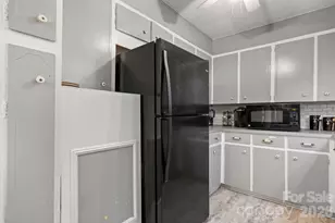 2881 Highline Ave, Valdese, NC 28690 - Photo 16