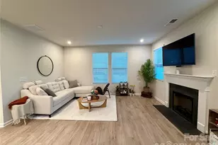 14618 Tamarack Drive, Charlotte, NC 28278 - Photo 12