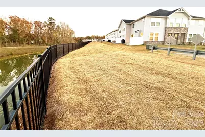 14618 Tamarack Drive, Charlotte, NC 28278 - Photo 4