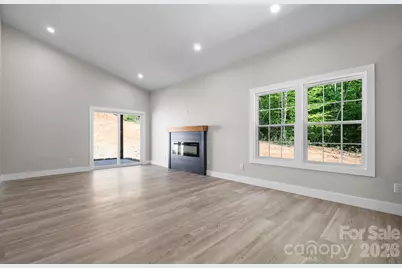 921 Overlook Drive SW, Lenoir, NC 28645 - Photo 10