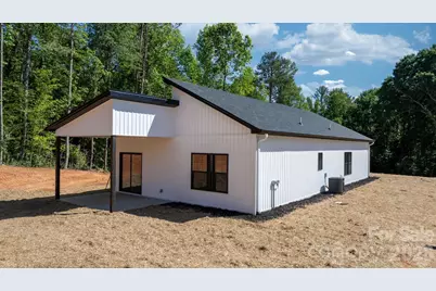 921 Overlook Drive SW, Lenoir, NC 28645 - Photo 26