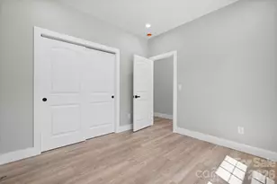 921 Overlook Dr SW, Lenoir, NC 28645 - Photo 18