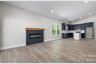 921 Overlook Drive SW #5, Lenoir, NC 28645 - Photo 8