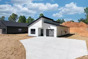 921 Overlook Dr SW, Lenoir, NC 28645 - Photo 30