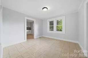 912 S Center St, Hickory, NC 28602 - Photo 6