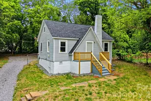 912 S Center St, Hickory, NC 28602 - Photo 2