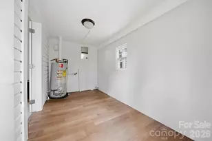 912 S Center St, Hickory, NC 28602 - Photo 22