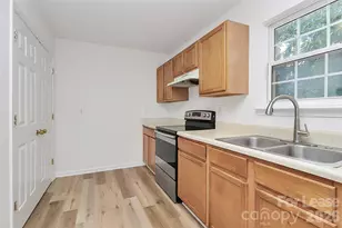 1215 McAllister Dr, Charlotte, NC 28216 - Photo 14