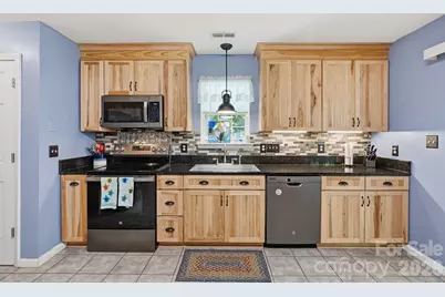 1118 Slate Ridge Road, Matthews, NC 28104 - Photo 2