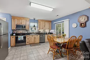 1118 Slate Ridge Rd, Matthews, NC 28104 - Photo 4