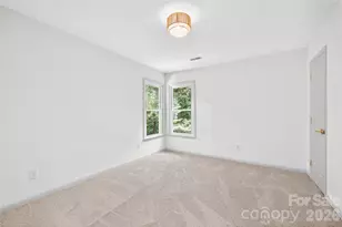 9223 Pebble Creek Way, Charlotte, NC 28269 - Photo 32