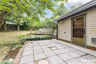 21021 Entrada Dr, Cornelius, NC 28031 - Photo 24