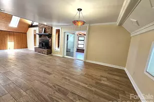 21021 Entrada Dr, Cornelius, NC 28031 - Photo 8