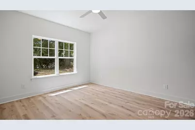 2160 Fieldcrest Avenue, Gastonia, NC 28054 - Photo 12