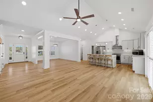 2109 6th St NW, Hickory, NC 28601 - Photo 14