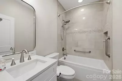 2109 6th Street NW, Hickory, NC 28601 - Photo 32