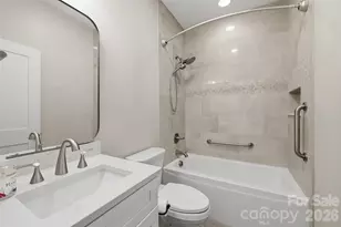 2109 6th St NW, Hickory, NC 28601 - Photo 32