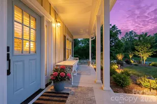 2109 6th St NW, Hickory, NC 28601 - Photo 2
