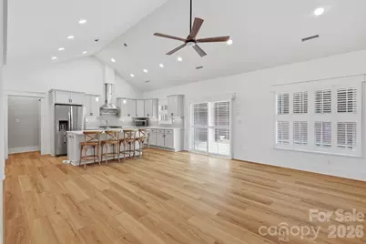 2109 6th Street NW, Hickory, NC 28601 - Photo 10