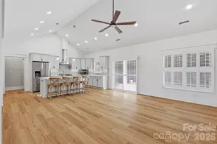 2109 6th St NW, Hickory, NC 28601 - Photo 10