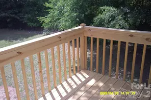 496 23rd Ave Dr NE, Hickory, NC 28601 - Photo 2