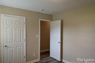 421 West Ave W, Troutman, NC 28166 - Photo 18