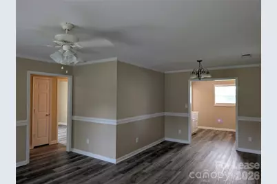 421 West Avenue W, Troutman, NC 28166 - Photo 4