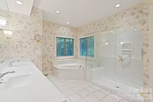 132 Berry Creek Dr, Flat Rock, NC 28731 - Photo 24