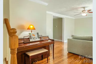 206 Courtland Place, Asheville, NC 28801 - Photo 8