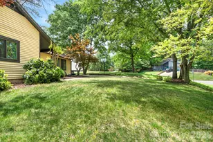 8700 Lorraine Dr, Charlotte, NC 28270 - Photo 36