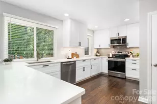 8700 Lorraine Dr, Charlotte, NC 28270 - Photo 8