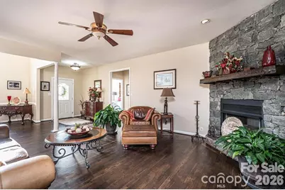 3992 Brickfield Street, Hickory, NC 28602 - Photo 10