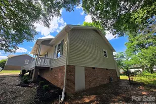 2306 Firmin Ct, Gastonia, NC 28056 - Photo 4