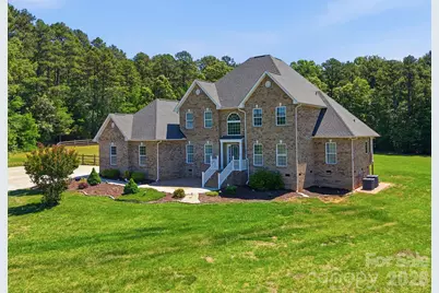 1434 Steeplechase Drive, Mount Pleasant, NC 28124 - Photo 4