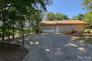 2610 Taylor Rd, Shelby, NC 28152 - Photo 8