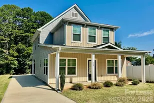 248 Mills Ave, Troutman, NC 28166 - Photo 1