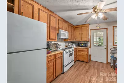 379 N Fork Road, Barnardsville, NC 28709 - Photo 8