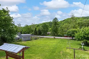 379 N Fork Rd, Barnardsville, NC 28709 - Photo 14