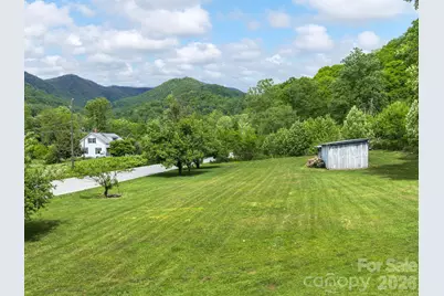 379 N Fork Road, Barnardsville, NC 28709 - Photo 20