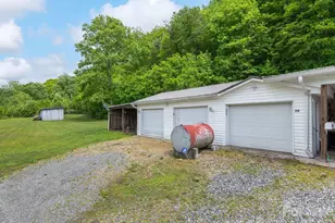 379 N Fork Rd, Barnardsville, NC 28709 - Photo 18