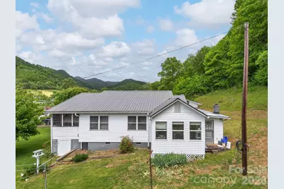 379 N Fork Road, Barnardsville, NC 28709 - Photo 12