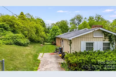 48 Ellen Avenue, Canton, NC 28716 - Photo 2