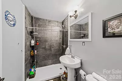 116 W 4th Avenue, Gastonia, NC 28052 - Photo 32