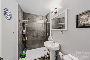 116 W 4th Ave, Gastonia, NC 28052 - Photo 32